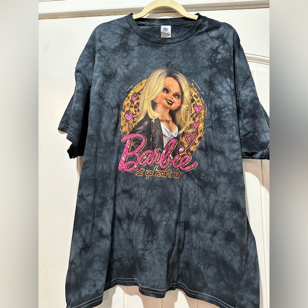 Brand new. Size 2xl short sleeved tee.